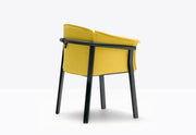მისაღების სავარძელი Pedrali LAMORISSE ხის ჩარჩო შავი ლაქი მატერია C87 73*59*79სმ 3687/C87_AN_FSC